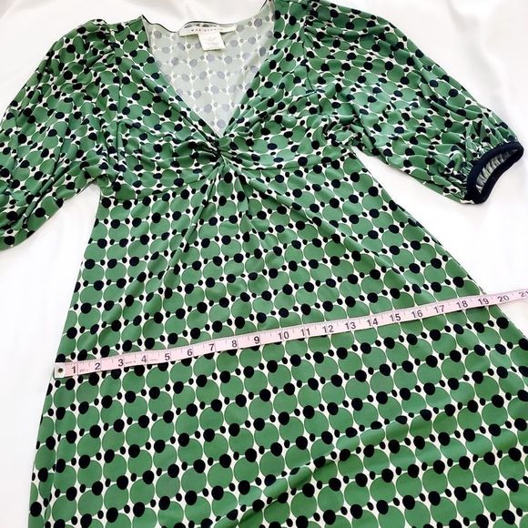 PRICE DROP 🔥 MAX STUDIO V Neckline Dress - Picture 5 of 6